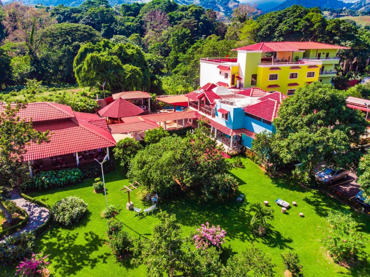 Rancho Guacamayos Hotel & Restaurantes Bonao Exterior photo